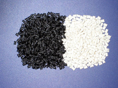 成都改性塑料與聚酯薄膜的生產(chǎn)加工 創(chuàng)新工藝與應(yīng)用展望